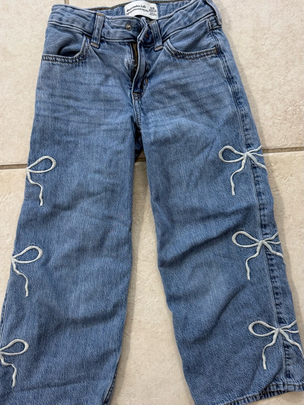 Girls Abercrombie Wide-Leg Jeans with Side Bow Details size 5/6